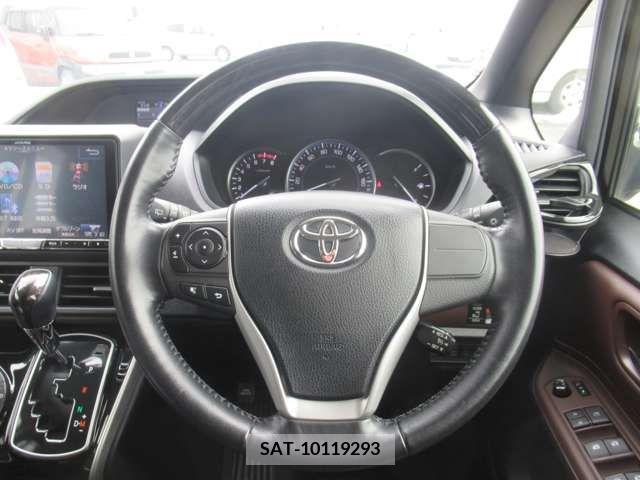 Toyota ESQUIRE 2015-03 268624-9