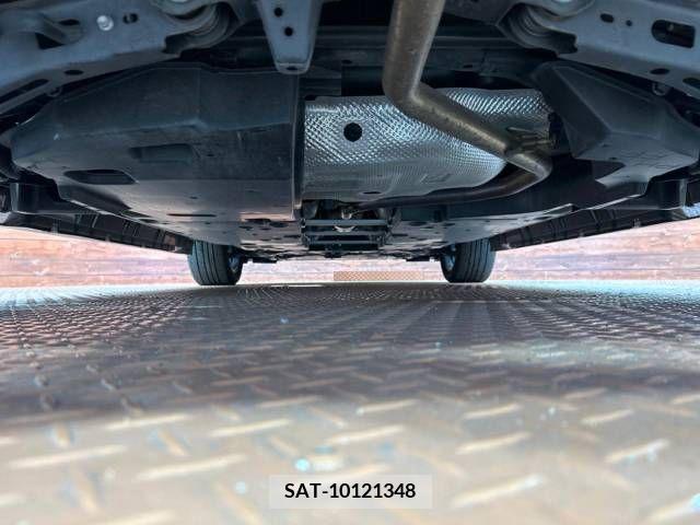 Toyota C-HR 2017-03 326524-19
