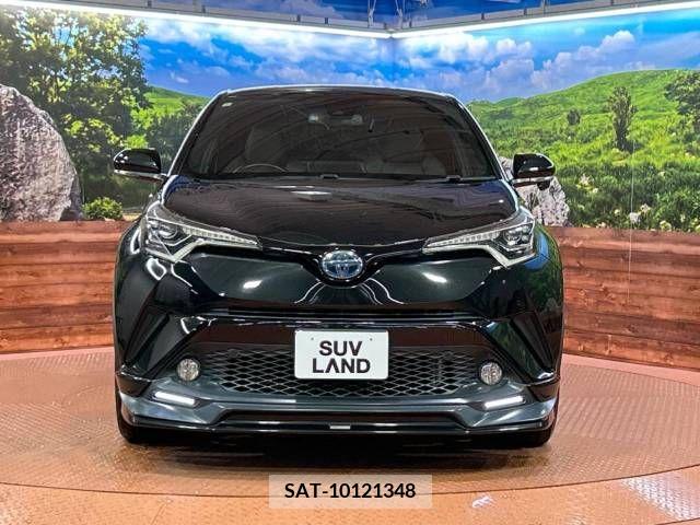 Toyota C-HR 2017-03 326524-14