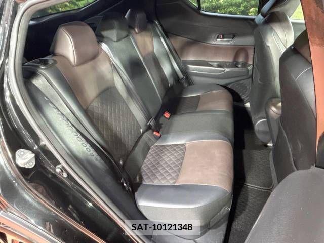 Toyota C-HR 2017-03 326524-9