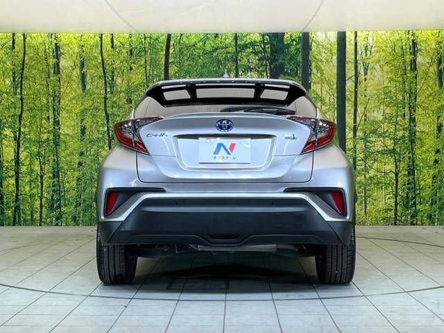 Toyota C-HR 2017-09 184653-15