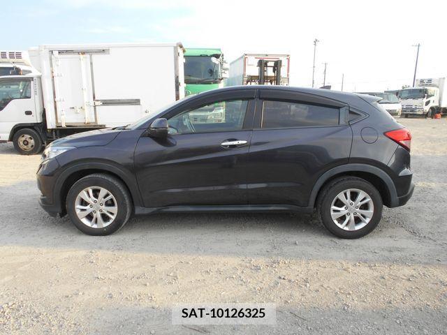 Honda VEZEL 2017-06 383907-6