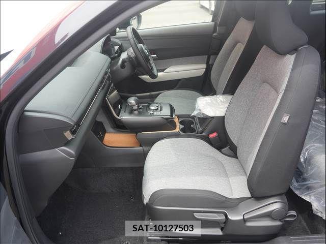 Mazda MX-30 2022-09 364356-6