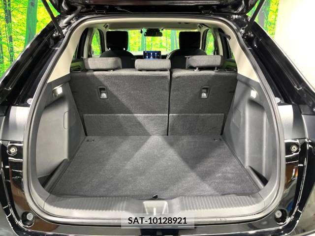 Honda VEZEL 2022-04 369979-10
