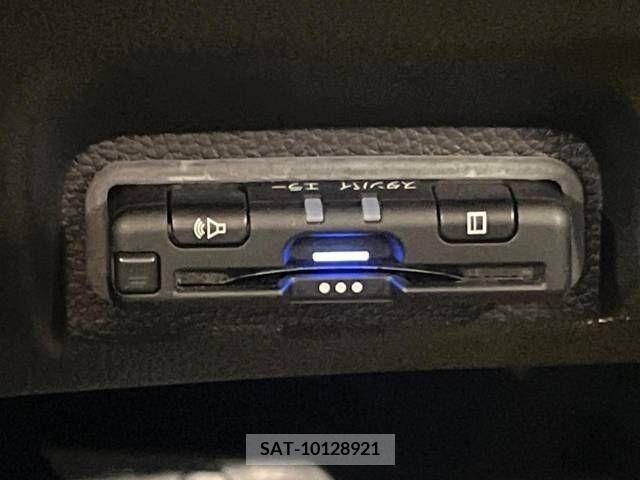 Honda VEZEL 2022-04 369979-5
