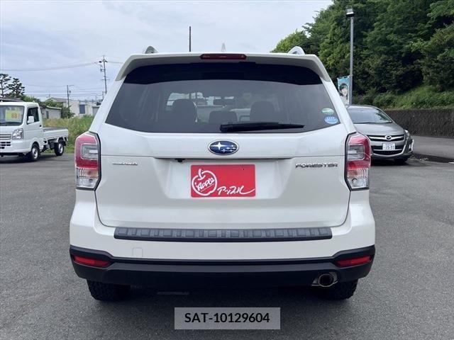 Subaru FORESTER 2016-08 270365-5