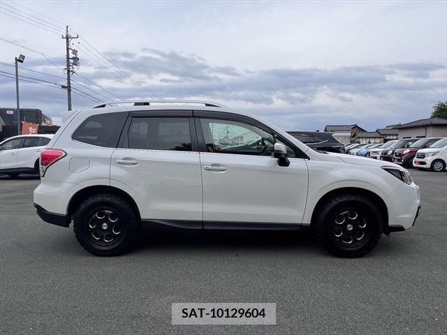 Subaru FORESTER 2016-08 270365-3