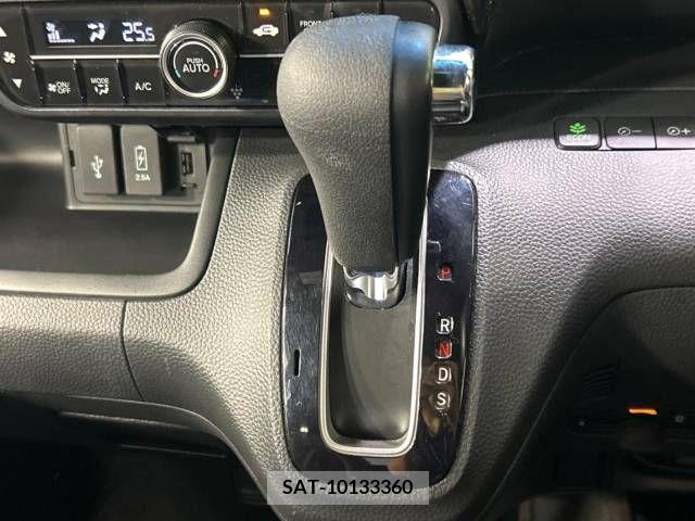 Honda N BOX 2018-02 307168-19