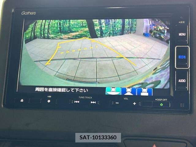 Honda N BOX 2018-02 307168-3