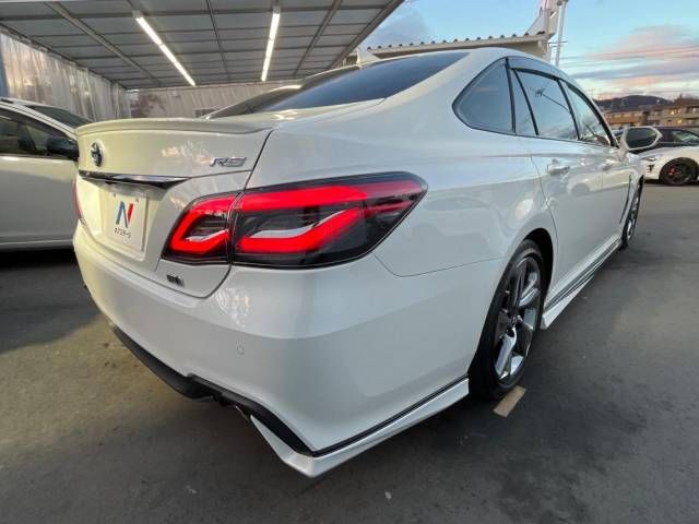 Toyota CROWN SEDAN 2019-03 187298-16