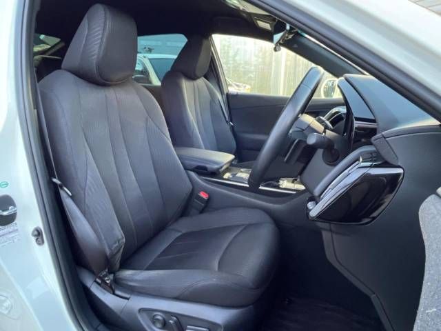 Toyota CROWN SEDAN 2019-03 187298-9