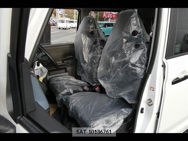 Suzuki SPACIA 2022-11 206436-9