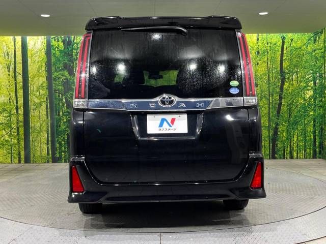 Toyota NOAH 2018-12 196589-16