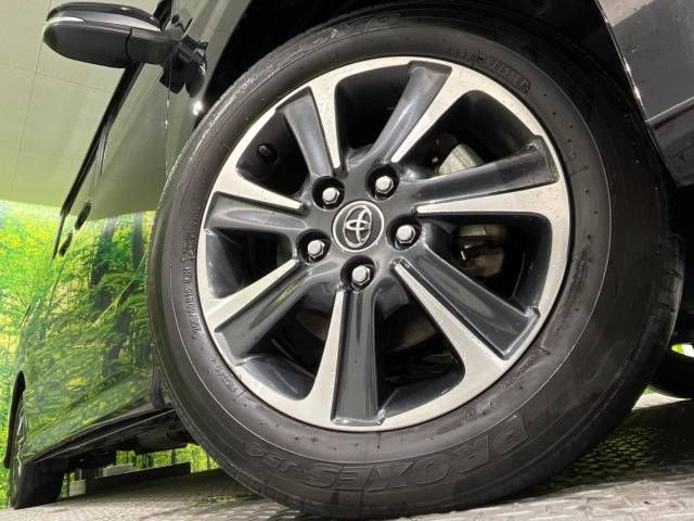 Toyota NOAH 2018-12 196589-14