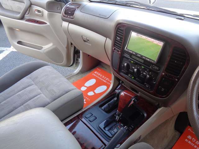 Toyota LAND CRUISER 2002-01 23183-1