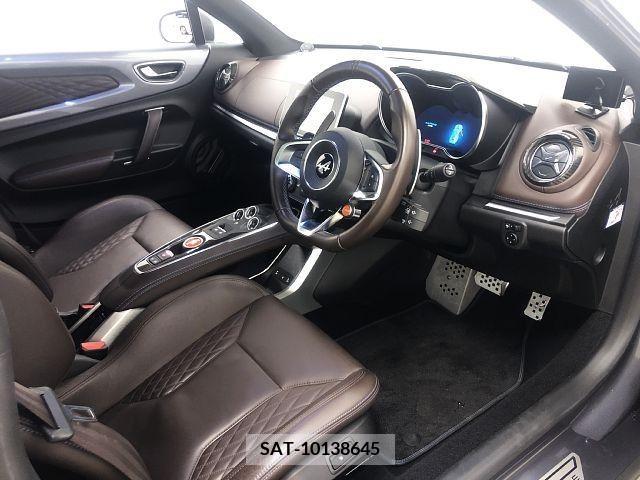 Renault ALPINE 2019-07 317136-1