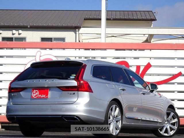 Volvo V90 2017-12 222030-2