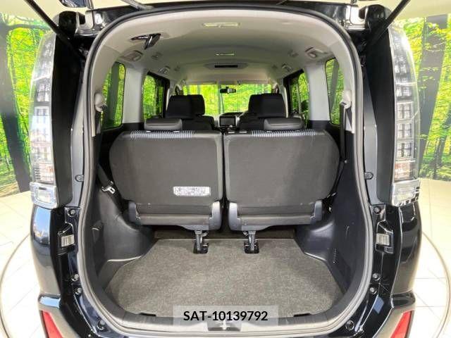 Toyota VOXY 2015-09 321703-10