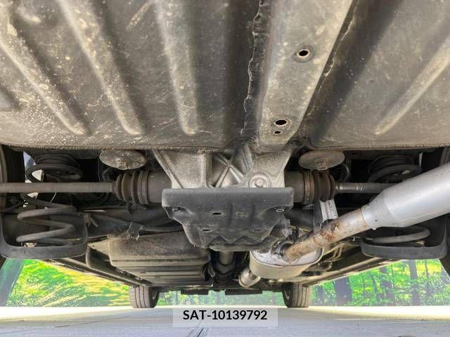 Toyota VOXY 2015-09 321703-19