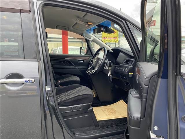 Mitsubishi DELICA D5 2019-02 5652-3
