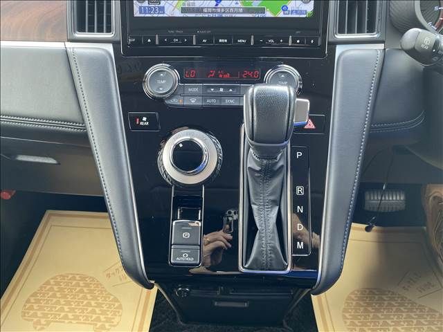 Mitsubishi DELICA D5 2019-02 5652-8