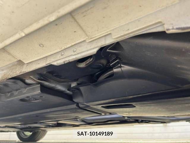 Toyota PRIUS 2019-05 322410-19