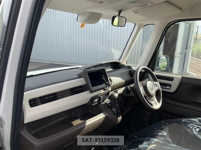 Honda N BOX 2022-11 333861-12