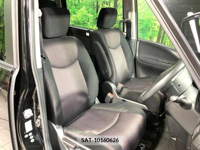 Nissan SERENA 2012-01 382318-8