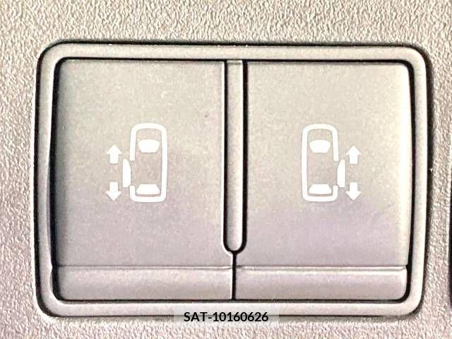 Nissan SERENA 2012-01 382318-2