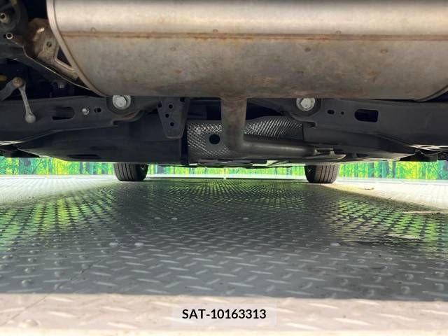 Toyota PRIUS 2015-12 381254-19