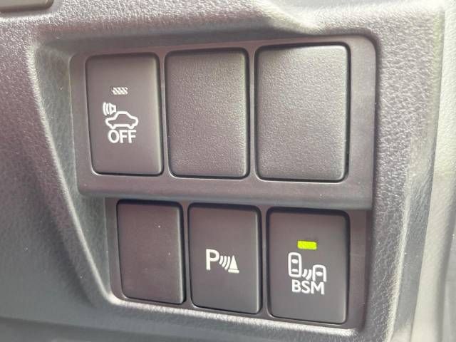 Lexus IS 2015-10 23088-10