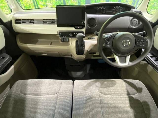 Honda N BOX 2019-05 184774-1