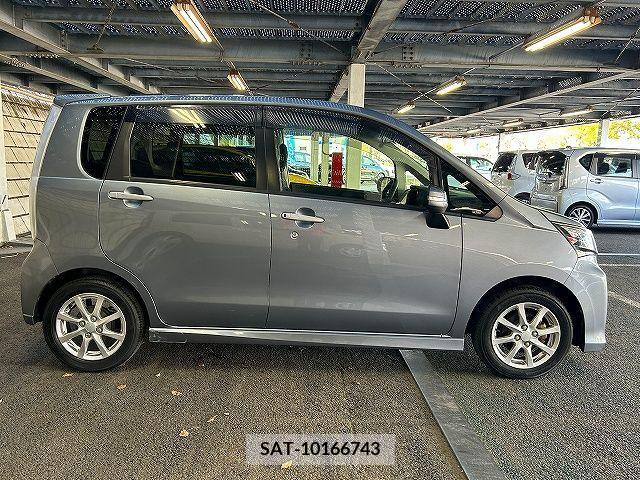 Daihatsu MOVE CUSTOM 2013-04 234178-17