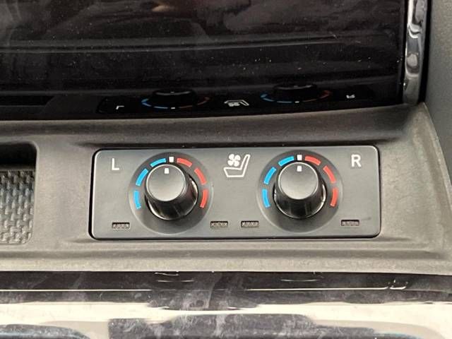Toyota VELLFIRE 2021-02 192618-6
