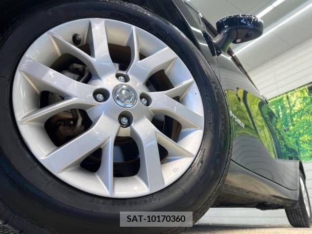 Nissan NOTE 2018-02 305420-13