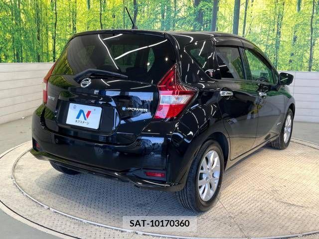 Nissan NOTE 2018-02 305420-17