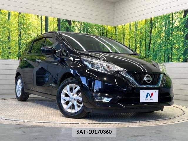 Nissan NOTE 2018-02 305420-16