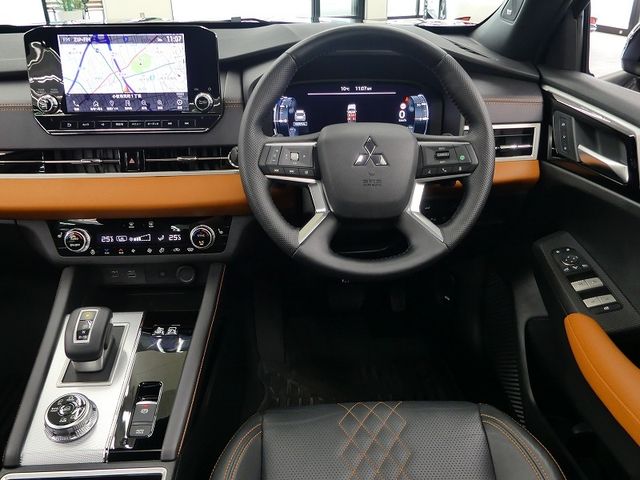 Mitsubishi OUTLANDER PHEV 2022-07 196144-10