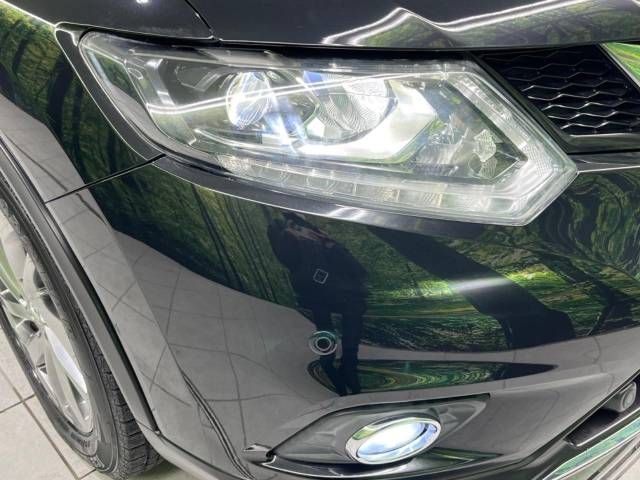 Nissan X-TRAIL 2017-02 194528-12