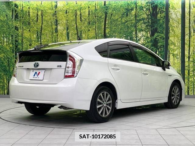 Toyota PRIUS 2015-02 345489-17