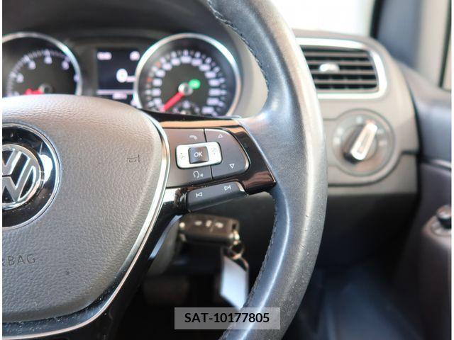VolksWagen POLO 2015-01 289608-12