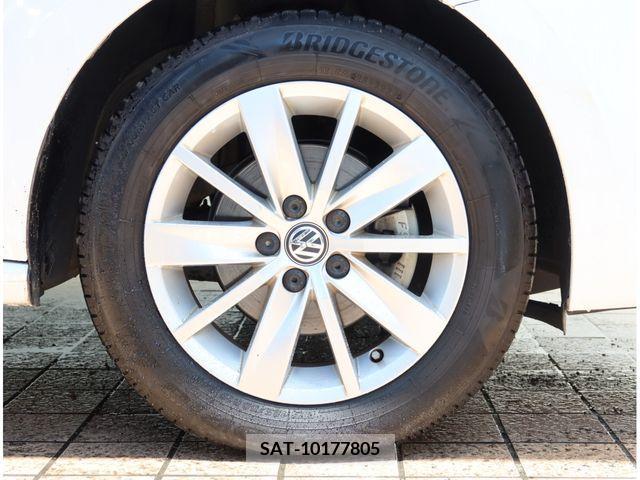VolksWagen POLO 2015-01 289608-29