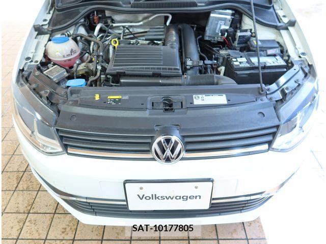 VolksWagen POLO 2015-01 289608-19