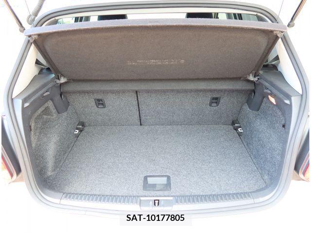 VolksWagen POLO 2015-01 289608-26