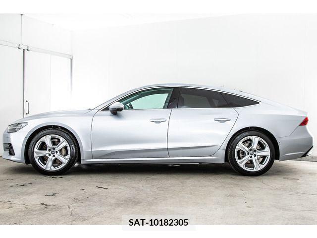 Audi A7 2021-08 219209-11