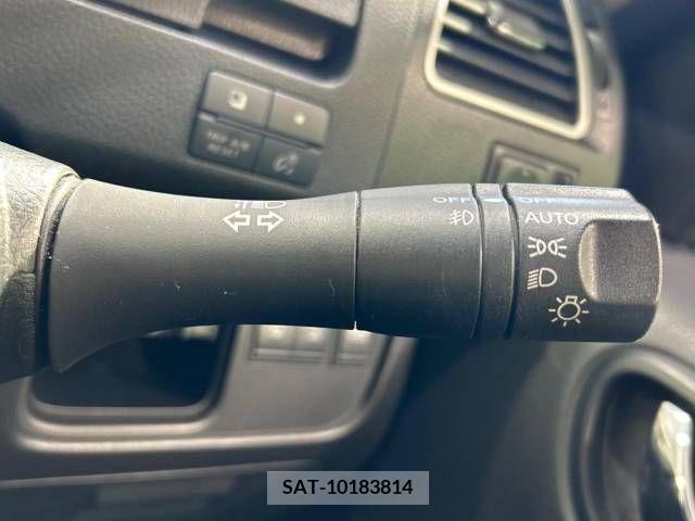 Nissan SERENA 2012-01 393880-6
