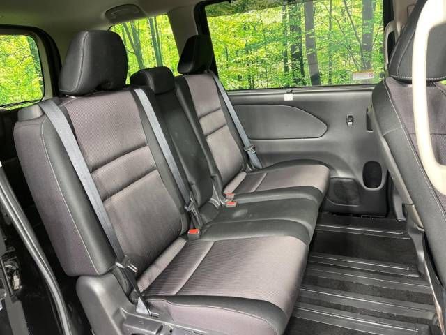 Nissan SERENA 2019-01 19082-9