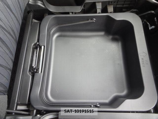 Suzuki SOLIO 2022-03 329340-29