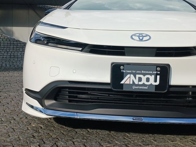 Toyota PRIUS 2023-05 8541-5