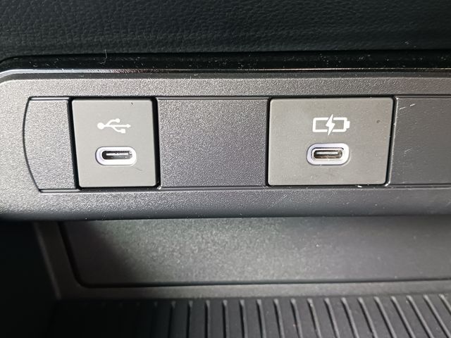 Toyota PRIUS 2023-05 8541-19
